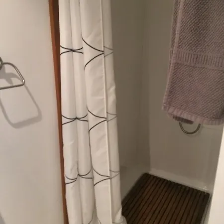 Leonor Apartment